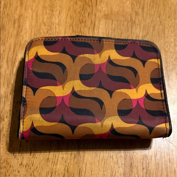 Vera Bradley Multicolor Wallet - Picture 2 of 6